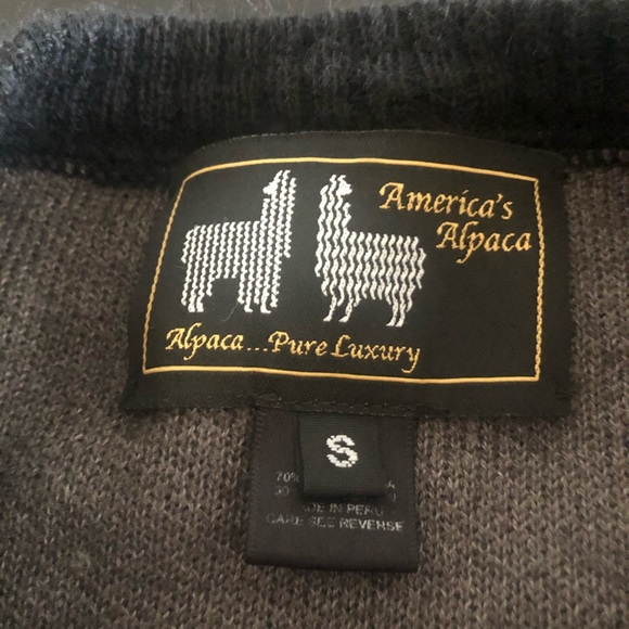 America’s Alpaca Thick Crew Sweater - Picture 3 of 7